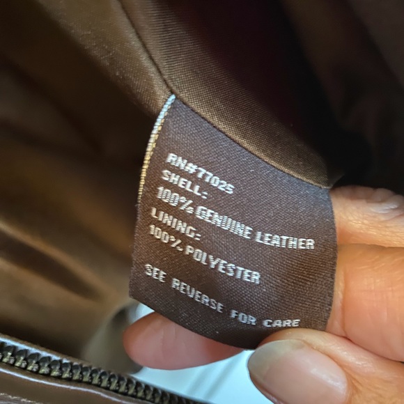 Leather zip front jacket by Chi - Picture 4 of 6